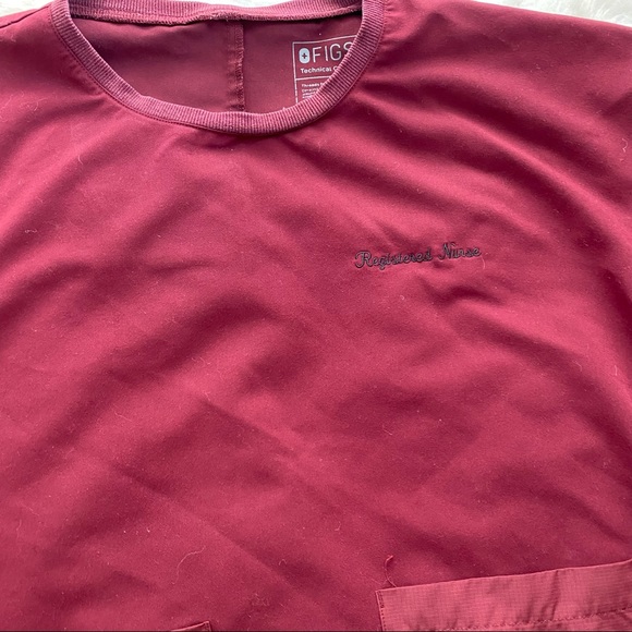 Figs Two Pocket Scrub Top Limited Edition size L. In good condition - Picture 8 of 9